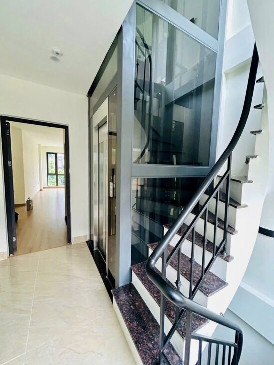 💥GIÁ TỐT💥Mặt phố Trương Công Giai 40m 6T thang máy, KD khủng, 20 tỷ