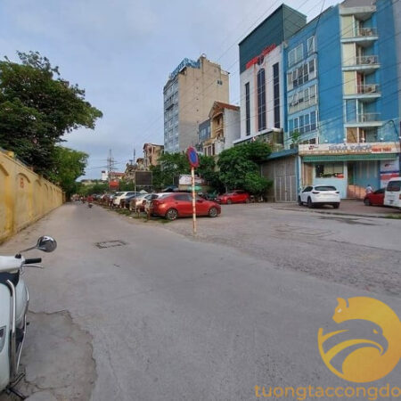 Hào Nam 126m, ô tô tải tránh đỗ, 2 thoáng, không gian lý tưởng cho kinh doanh Hào Nam 126m, ô tô tải tránh đỗ, 2 thoáng, không gian lý tưởng cho kinh doanh