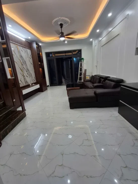 BÁN NHÀ ĐƯỜNG XỐM 40MX5 TẦNG, 2 THOÁNG NHÀ MỚI ĐẸP, GẦN CHỢ, GẦN TRƯỜNG, KHU VỰC ĐÀU TƯ SINH LỜI