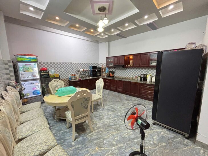 Mặt tiền NGỘP KD đa nghề Đ.số 59 ngang 5m 110m2 5T có T.máy ngay chợ KD đỉnh 16 tỷ.