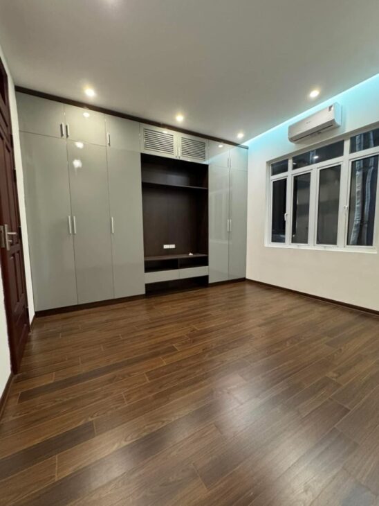 Bán nhà Lê Trọng Tấn, Thanh Xuân, Thang máy, Gara ô tô, Kinh doanh, 65m2, 19.8 tỷ