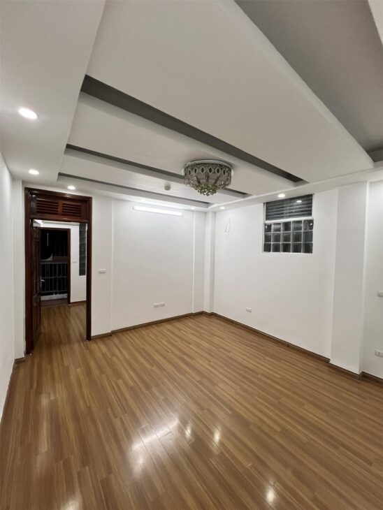 Bán căn hộ CCMN Đường Láng – Tầng 2 – P101 – full nội thất