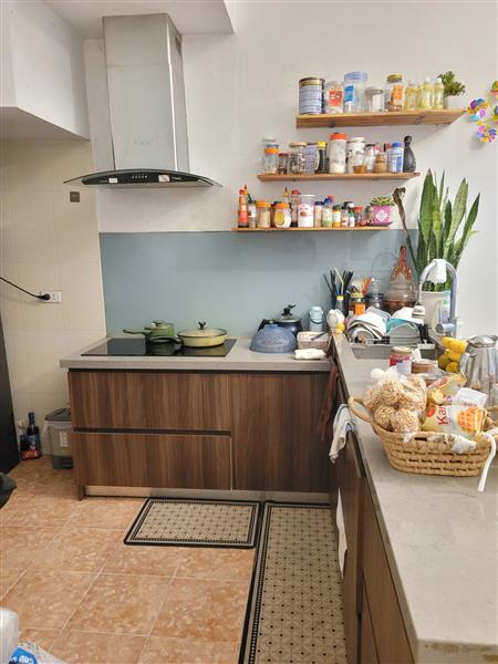 VỊ TRÍ ĐẸP – GẦN PHỐ – LÔ GÓC – NHÀ NỞ HẬU LỘC LÁ – XÂY CĂN HỘ KD CHO THUÊ. – 3 TẦNG – 65M2.