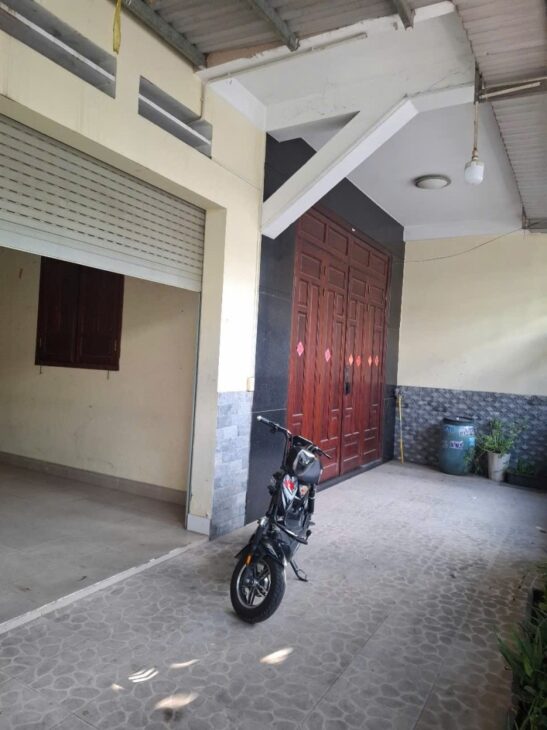 Bán nhà 2 Tầng DĩAn 176m²,SHR đường ô tô,Ngang KHủng 8.8M,chỉ 39tr/M2