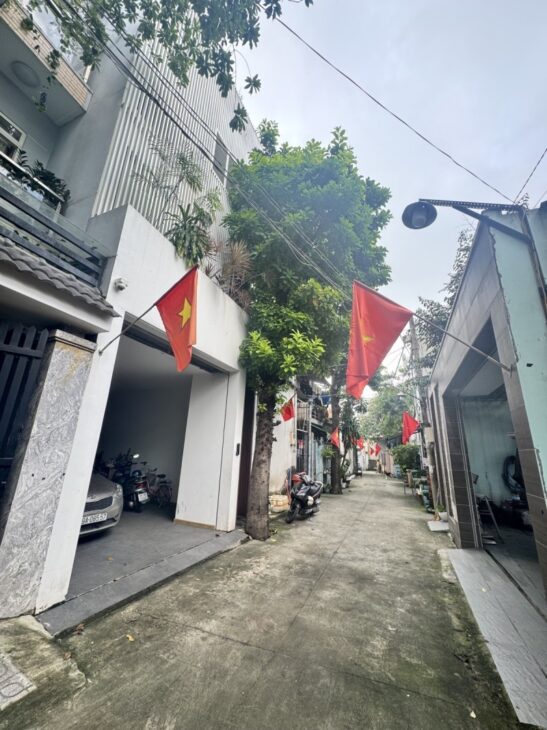 Biệt thự Mini, gần Lê Văn Chí, Linh Trung, Thủ Đức, 210m2 – Giá tốt.