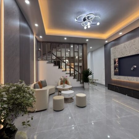 🏡 Đại La – 45m – 5 Tầng – Mặt Tiền 5m – Giá: 10.8 Tỷ