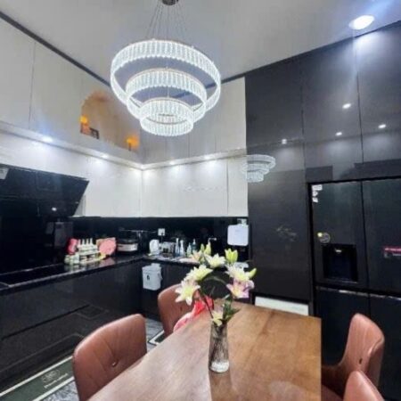 SIÊU PHẨM 2MT SƠN THỦY 8 – NHÀ VILLA 3 TẦNG CÓ GARAGE – GIÁ MỀM BẤT NGỜ