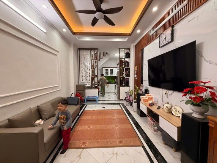 Bán nhà phố Cổ Linh, mặt tiền kinh doanh cực đẹp, 50m2, 8.2 tỷ