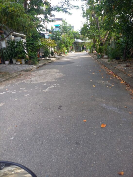 ♥ Nhà kiệt Ô tô tận Cửa Hồ Sỹ Dương gần Công An Cẩm Lệ, 100m2, ngang 6.2m, Vuông, 3.79 tỷ