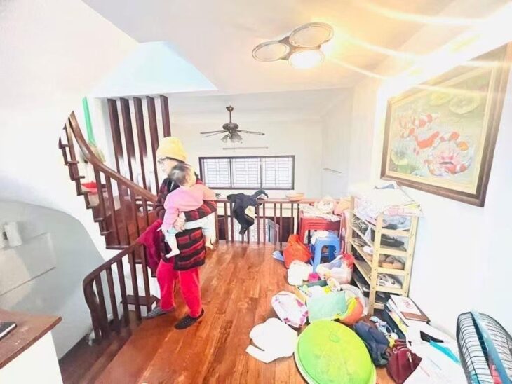 Trung Kính 40m2 – 5T- MT4.8M -15.8 tỷ