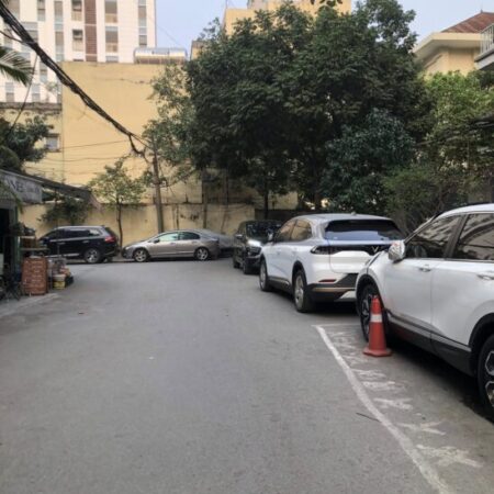 Mặt ngõ Hoàng Cầu, ô tô tránh kinh doanh, 2 thoáng, 100m, 5 tầng, 32 Tỷ Mặt ngõ Hoàng Cầu, ô tô tránh kinh doanh, 2 thoáng, 100m, 5 tầng, 32 Tỷ