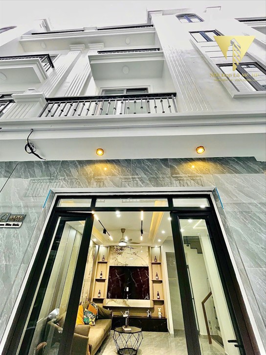 Bán Nhà 4 Tầng Mới Đẹp Trung Tâm Trần Nguyên Hãn – Full Nội Thất Cao Cấp