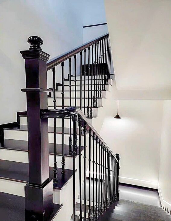 Hot! Mình cho thuê nhà mới, căn góc, Thái Hà; vỉa hè 118m2* 5T- 44 Tr