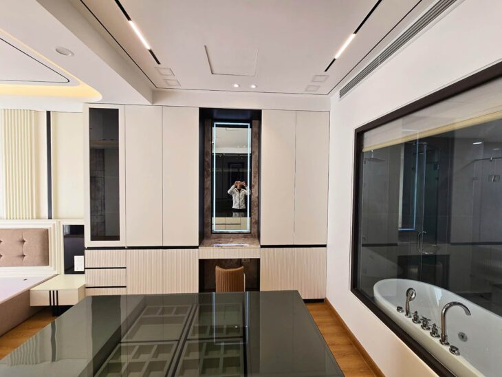 bán nhà khu tái định cư Ngọc Thuỵ, 58m x 7 tầng, vỉa hè, mặt đường 12m, kinh doanh, full nội thất