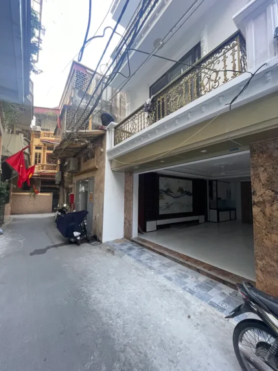 BÁN NHÀ ĐẸP XÂY ĐỘC LẬP Ô TÔ VÀO NHÀ Vũ Xuân Thiều 50m2 X 6 Tầng 11.8 tỷ Long Biên Hà Nội.