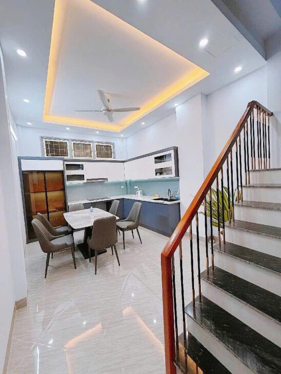 Bán nhà riêng Kim Đồng Hoàng Mai, giá 16.5 tỷ, dt 48m2, thang máy, siêu đẹp