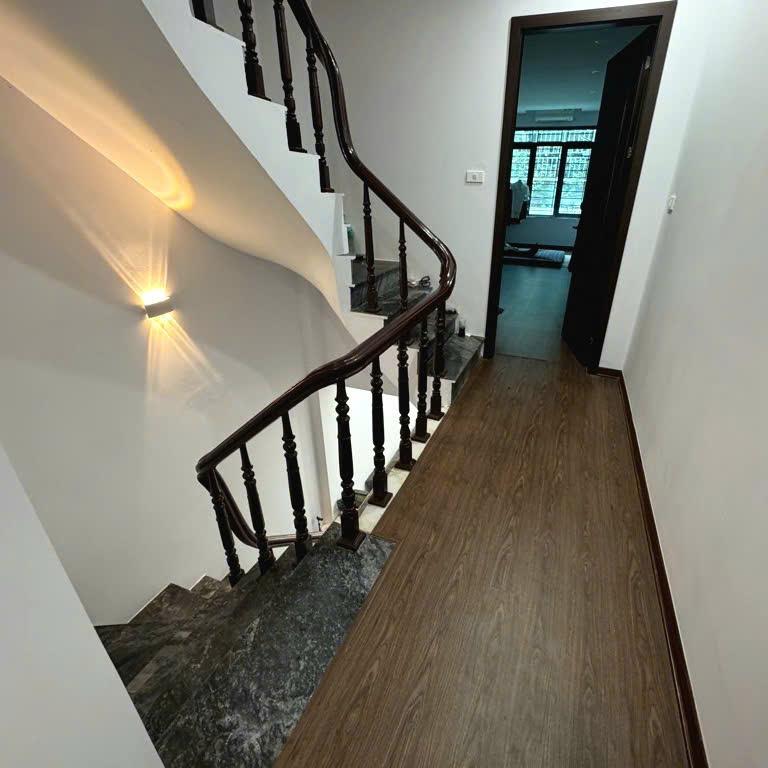 BÁN NHÀ PHƯỜNG ĐỊNH CÔNG, QUẬN HOÀNG MAI, Ô TÔ VÀO NHÀ 51M2 4 TẦNG 11,5 TỶ