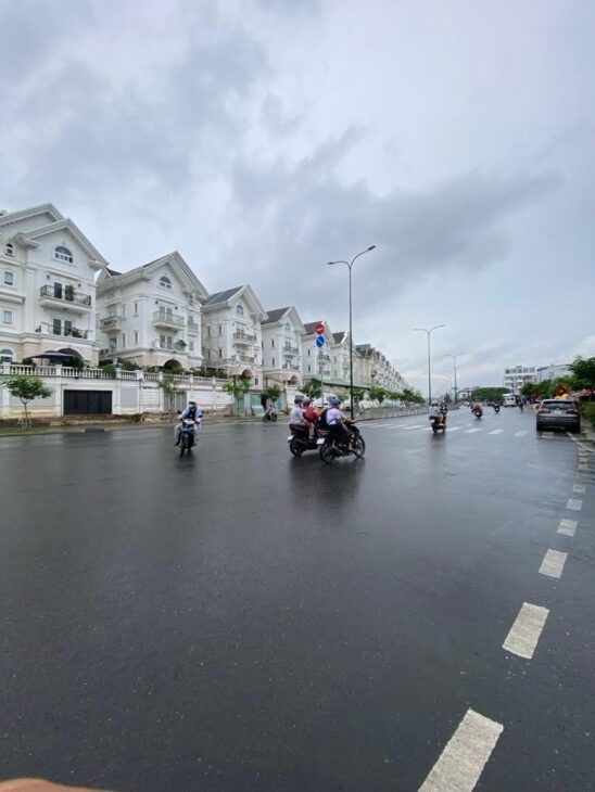 Bán nhà hẻm xe hơi Dương Quảng Hàm, Gò Vấp, gần Emart, 78M², 5 phòng ngủ, nhỉnh 8 tỷ TL