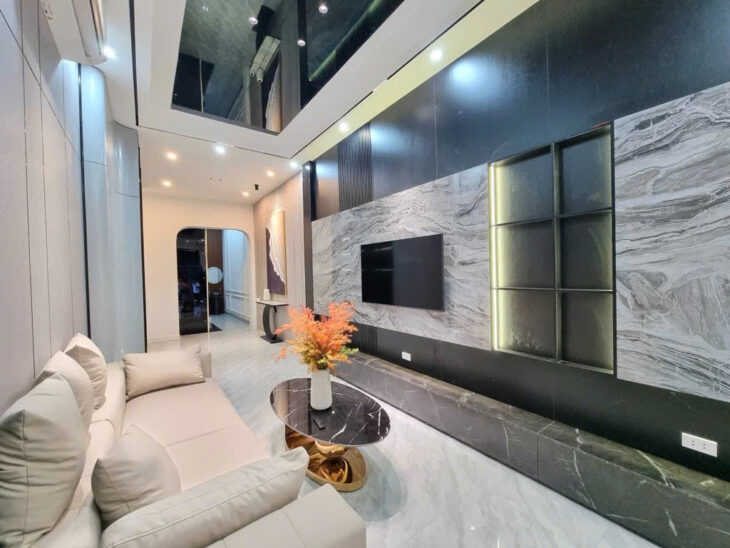 Bán nhà Hào Nam, 7 Tầng Thang Máy, Ngõ Ô tô, Giá: 13.7 Tỷ, Lh: 0396935190.