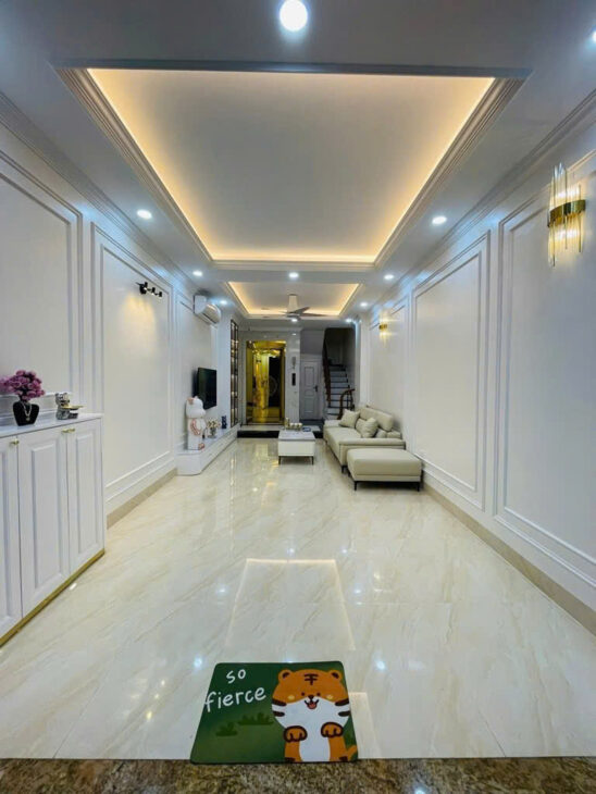 Bán nhà Phố Tôn Đức Thắng, 7 Tầng, Ngõ Thoáng, Gần Ô Tô, Giá: 13.7 Tỷ, Lh: 0396935190.