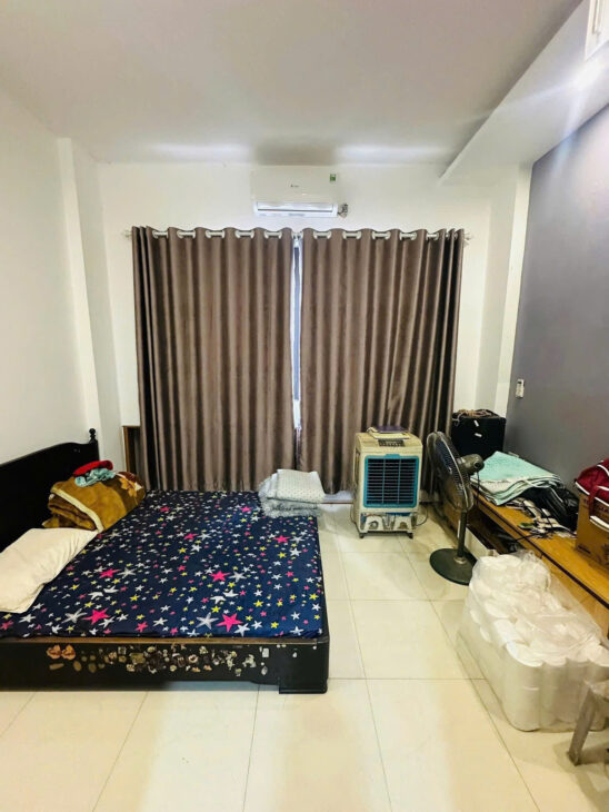 Bán nhà SĐCC Nguyễn Đức Cảnh 45m2, 4 tầng, 4 ngủ, 3 WC, 9 Tỷ