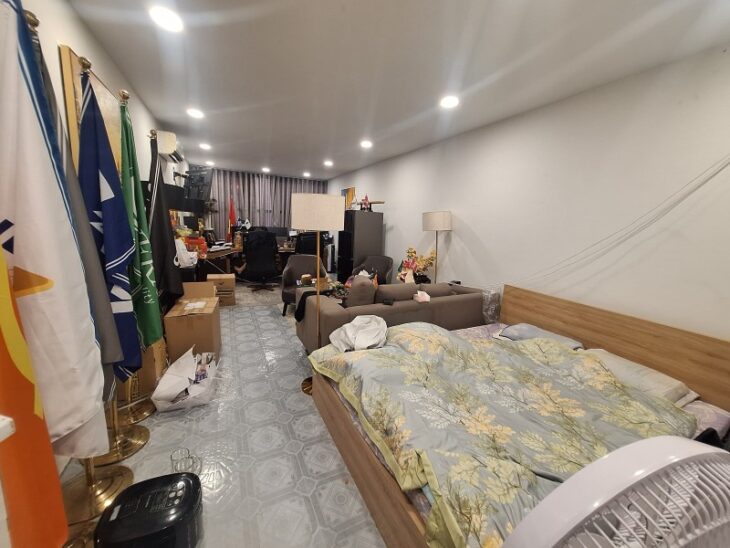 Bán nhà đường Số 8, Trường Thọ, Thủ Đức, TP HCM. DT 168 nm2, 4x42m, 4 tầng, 8PN, SH, 12.8 tỷ.