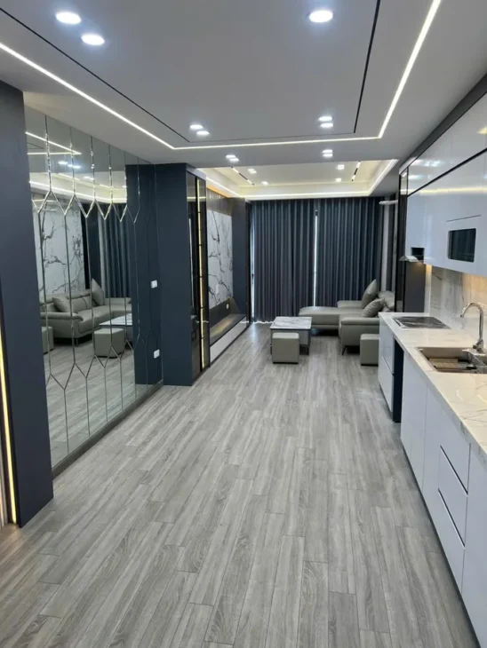 NHÀ ĐẸP 6 TẦNG THANG MÁY Nguyễn Văn Linh 46 M2 8.3 tỷ Long Biên Hà Nội