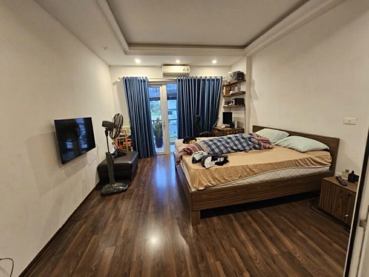 bán nhà khu vực Bồ Đề, 2 mặt ôtô, ngõ thông, gần trường quốc tế