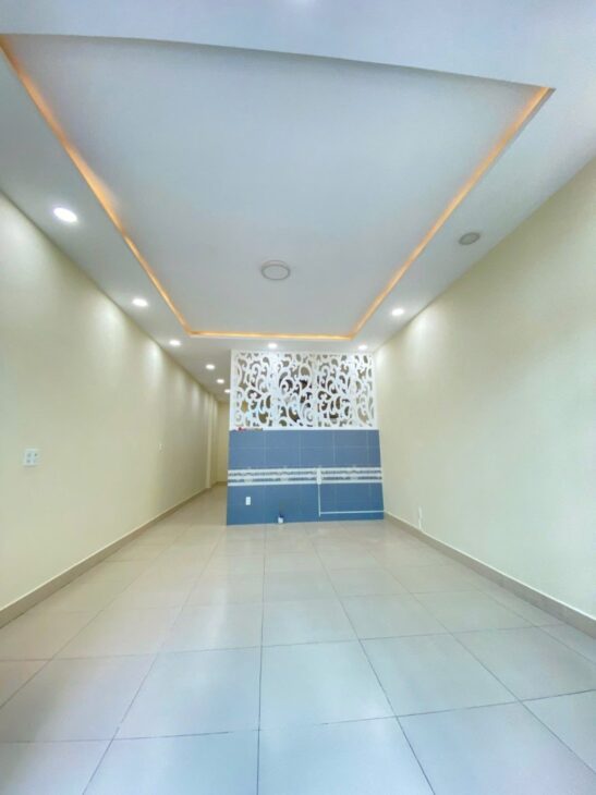 Bán nhà đườngTây Hòa, Phước Long A, Q9, TP HCM. DT 65m2, 2 tầng, 2PN, SH, giá 6.4 tỷ.