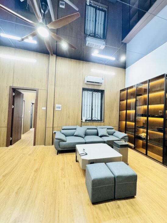 Bán nhà TT 3 ngủ oto đỗ cửa trung tâm thành phố Hà Nội