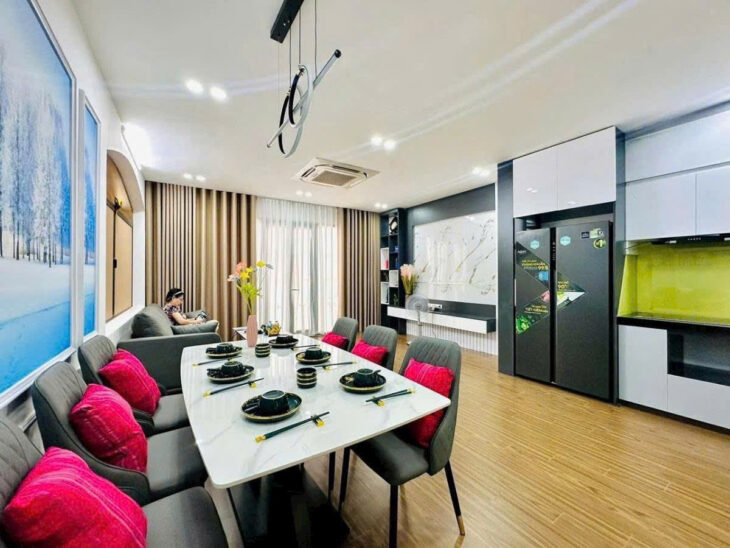 Cần bán nhà Vũ Trọng Phụng ngõ thẳng tắp cách mặt phố 30m – 60m x 5 tầng mặt tiền 5,5m