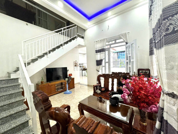 BÁN NHÀ MẶT TIỀN HÒN RỚ 1 – TRỤC ĐƯỜNG CHÍNH TÔN ĐỨC THẮNG, PHƯỚC ĐỒNG – NHA TRANG – Diện tích: