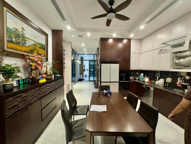 Phân lô phố Khương Hạ – Tòa nhà 6 tầng thang máy mới – Gara ô tô kinh doanh – giá 19,4 tỷ