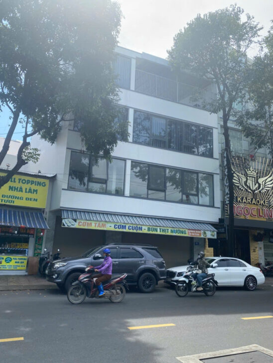 CHỦ NHÀ CẦN BÁN GẤP – NHÀ MẶT TIỀN ĐƯỜNG HOÀNG DIỆU, NHA TRANG 🏠 • Diện tích: 49,2m² (ngang hơn