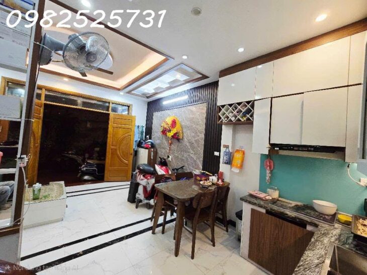 Bán nhà ngõ 420 Khương Đình – 34m 5 tầng gần ô tô – Sổ đỏ nở hậu giá 7,6 tỷ