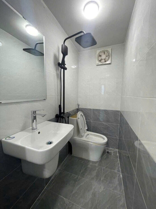 Bán nhà xen kẹt Bùi Xương Trạch, Định Công Thượng – 34m Gara ô tô 4 tầng mới đẹp như hình 4,95 tỷ