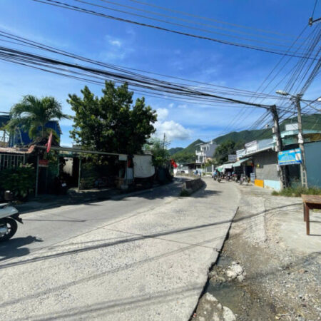 Bán Đất Mặt Tiền Phong Châu, 247m², Hướng Nam, Đường 20m – Giá Tốt