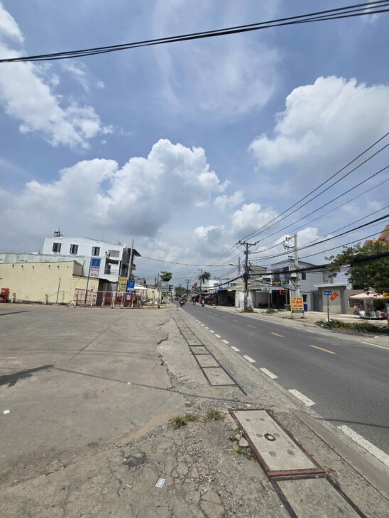 Đầu Tư Chiến Lược, Mặt Tiền Nguyễn Duy Trinh, TP. Thủ Đức, Tổng 1865 m2, Thổ Cư Lớn, Giá 110 Tỷ