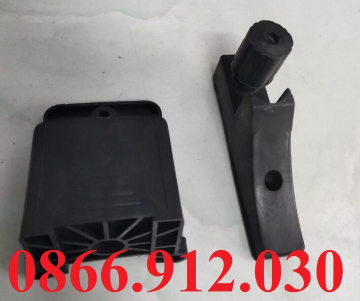 Ứng dụng của chân tăng fami trong nội thất văn phòng hiện đại