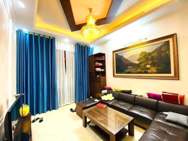 💎 SIÊU HIẾM! Nhà đẹp Cầu Giấy 45m² – 5 tầng – Ô tô đỗ cửa – 50m ra mặt phố – Kinh doanh cực đỉnh –