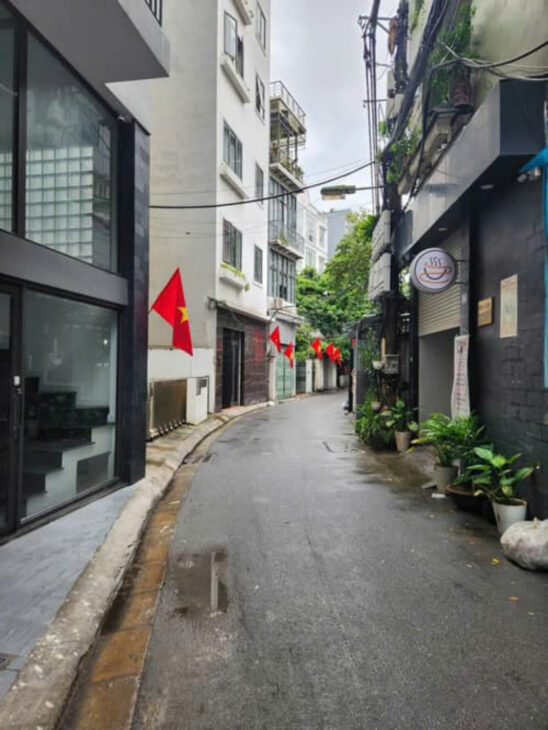 BÁN NHÀ XUÂN DIỆU TÂY HỒ 50M 5 TẦNG MẶT TIỀN 5M Ở LUÔN GIÁ 19.5 TỶ 0336212066