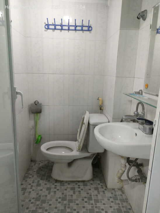 Bán gấp giá rẻ căn hộ tập thể, Giải Phóng 11m/50m, tầng1, mặt tiền 3.4m, 2.07 tỷ Hoàng Mai.