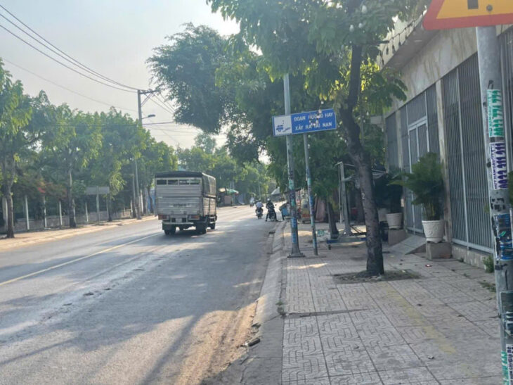 MẶT TIỀN KD ĐỈNH NGUYỄN VĂN BỨA – SONG HÀNH QL22, HÓC MÔN – GIÁ TỐT NHẤT