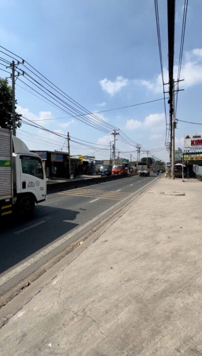 KHO XƯỞNG (20×63) MẶT TIỀN NGUYỄN VĂN BỨA CHO THUÊ GARA Ô TÔ – GIÁ 32 TỶ