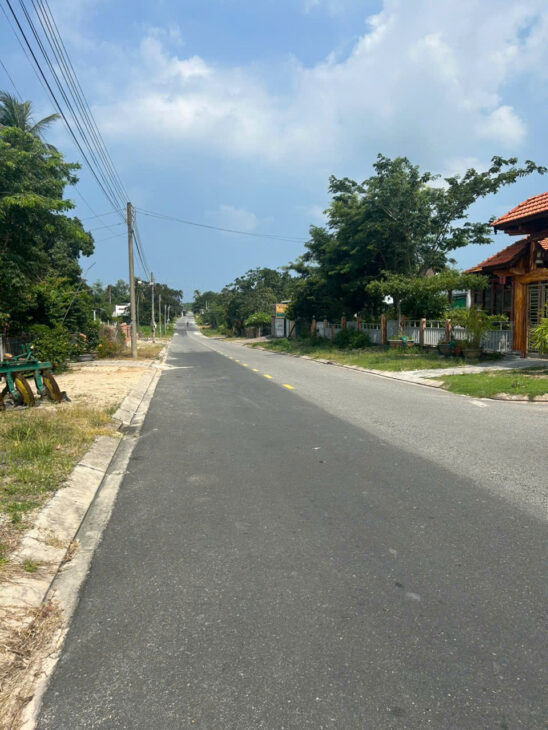 Bán 5m x 55m đất thổ cư Đường Trưng Trắc,Tân An, LaGi giá ngộp sổ riêng