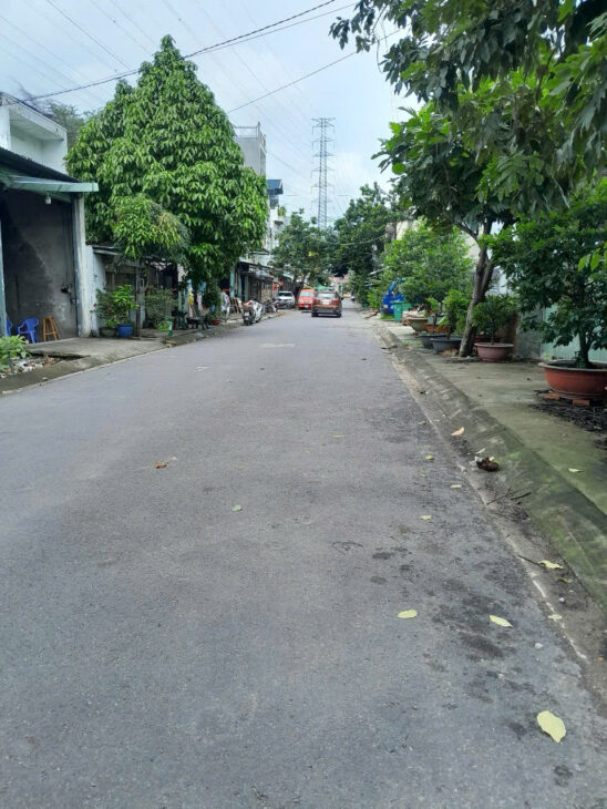 LÔ ĐẤT VÀNG (5×30) NGUYỄN VĂN QUÁ KẾ BÊN NHÀ HÀNG ĐÔNG PHƯƠNG – ĐƯỜNG 10M