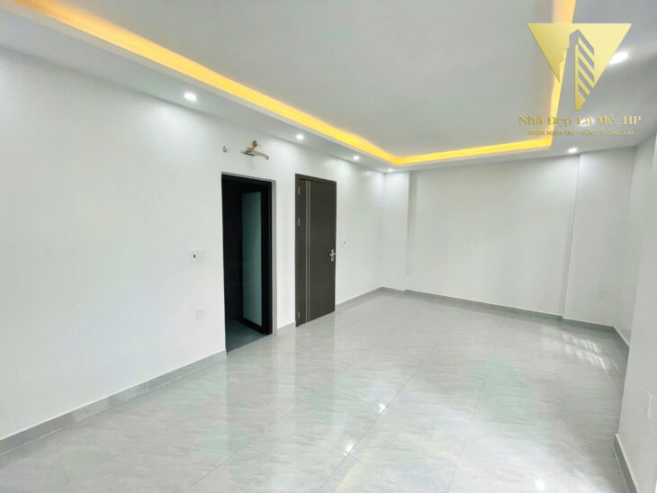 Bán Nhà 4 Tầng Mới Đẹp Trung Tâm Trần Nguyên Hãn – Full Nội Thất Cao Cấp