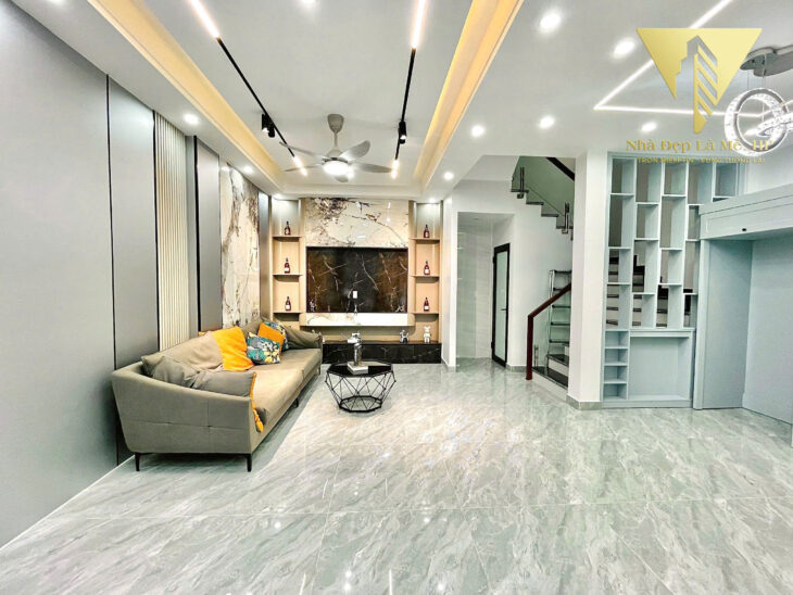 Bán Nhà 4 Tầng Mới Đẹp Trung Tâm Trần Nguyên Hãn – Full Nội Thất Cao Cấp