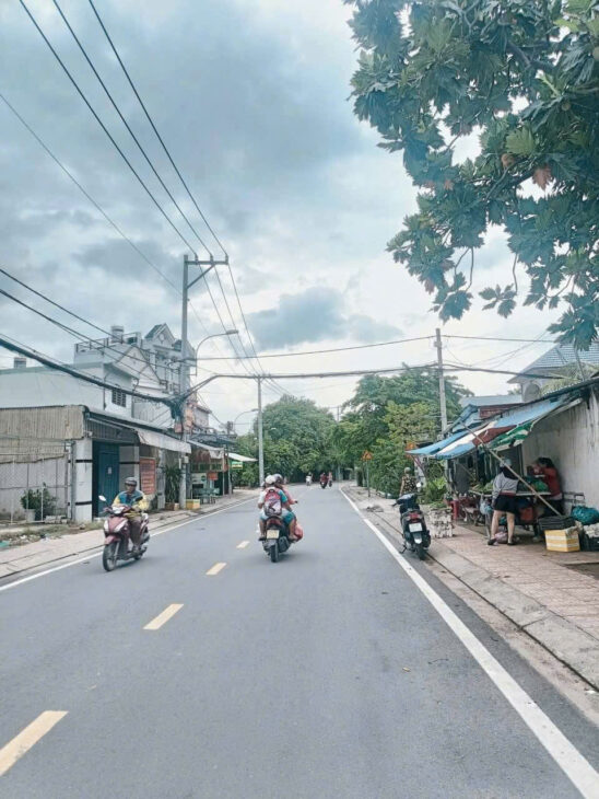 CẦN BÁN NHÀ (106 M²) MẶT TIỀN TRẦN THỊ BỐC, HÓC MÔN GIÁ RẺ