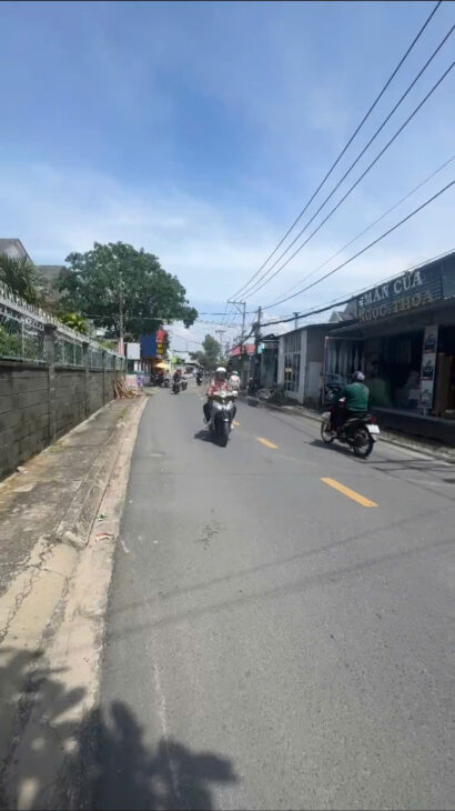 GẤP BÁN NHÀ CẤP 4 (10×20) 2MT NHỰA THÔNG LIÊN XÃ, HM – VỊ TRÍ VÀNG